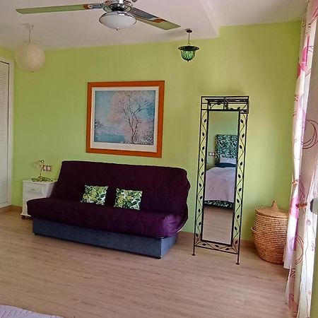 Bungalow Con Encanto, 100M2, A 800 M De La Playa El Campello Eksteriør billede