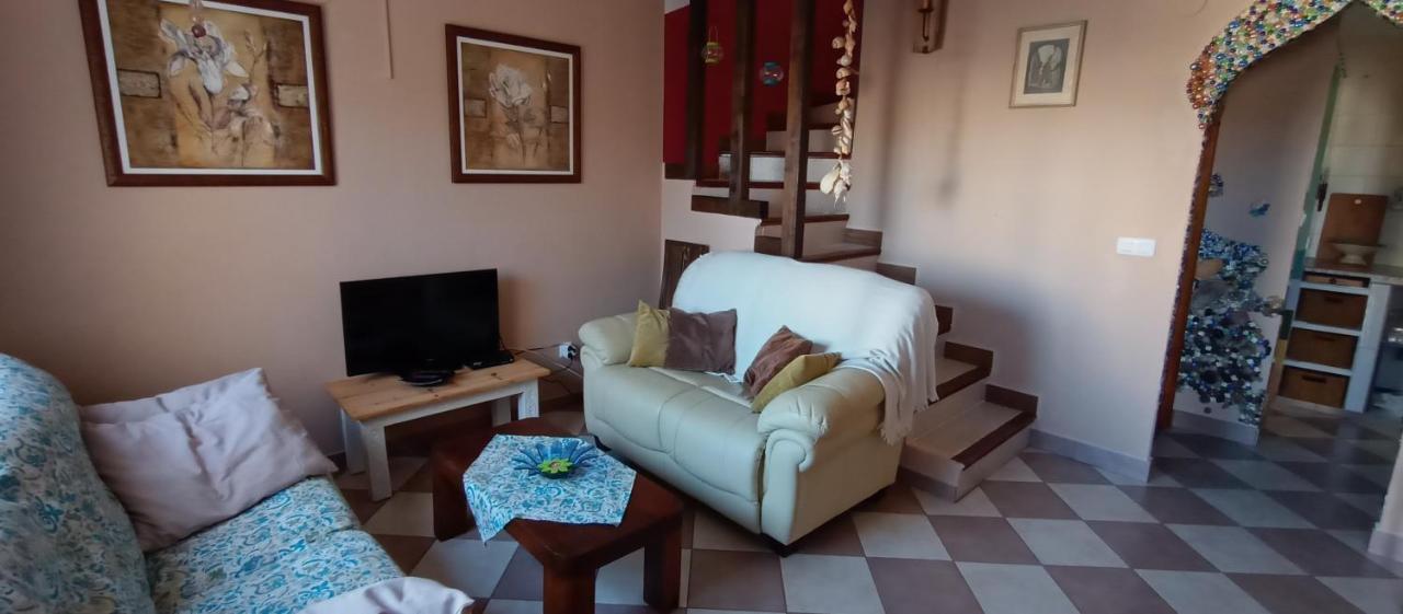 Bungalow Con Encanto, 100M2, A 800 M De La Playa El Campello Eksteriør billede
