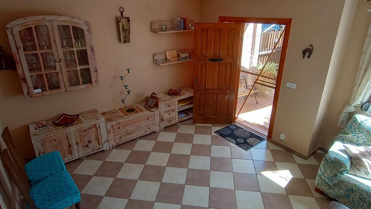 Bungalow Con Encanto, 100M2, A 800 M De La Playa El Campello Eksteriør billede