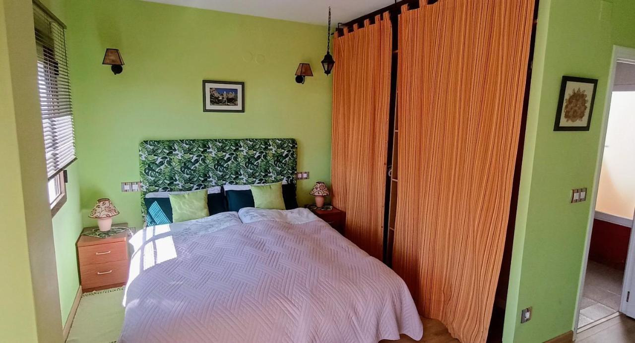 Bungalow Con Encanto, 100M2, A 800 M De La Playa El Campello Eksteriør billede